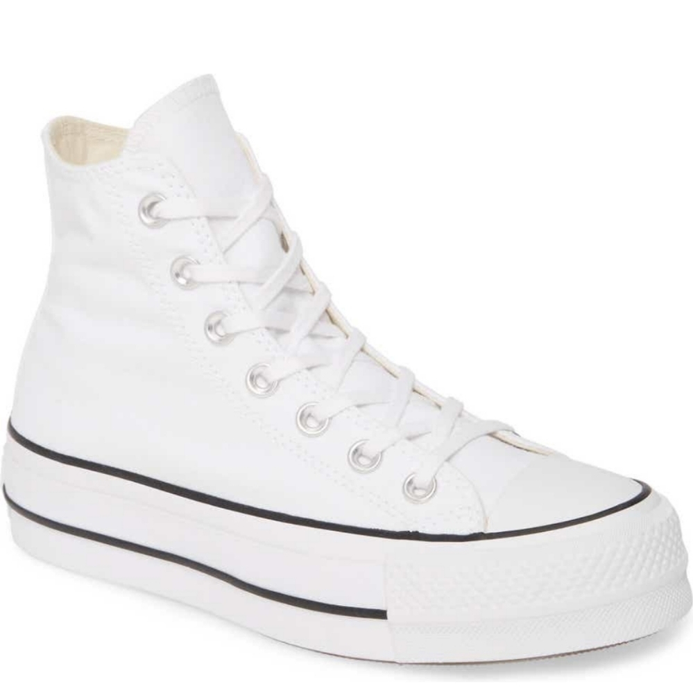 Converse chuck Taylor high top sneakers 9.5